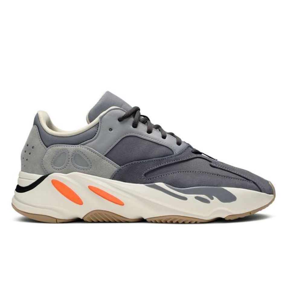 Yeezy 700 Magnet